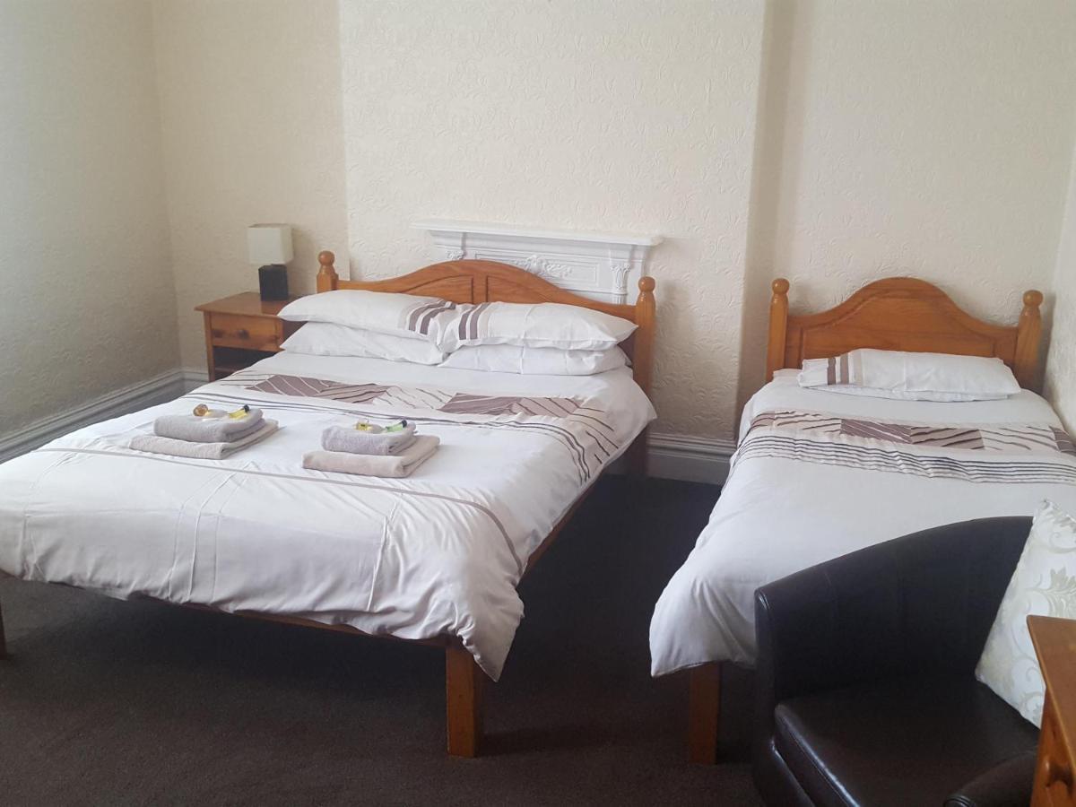Globe Hotel Bude Luaran gambar